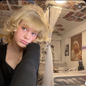 Meet your Posher, Cj